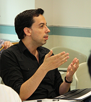 Professor Luis Pérez-González
